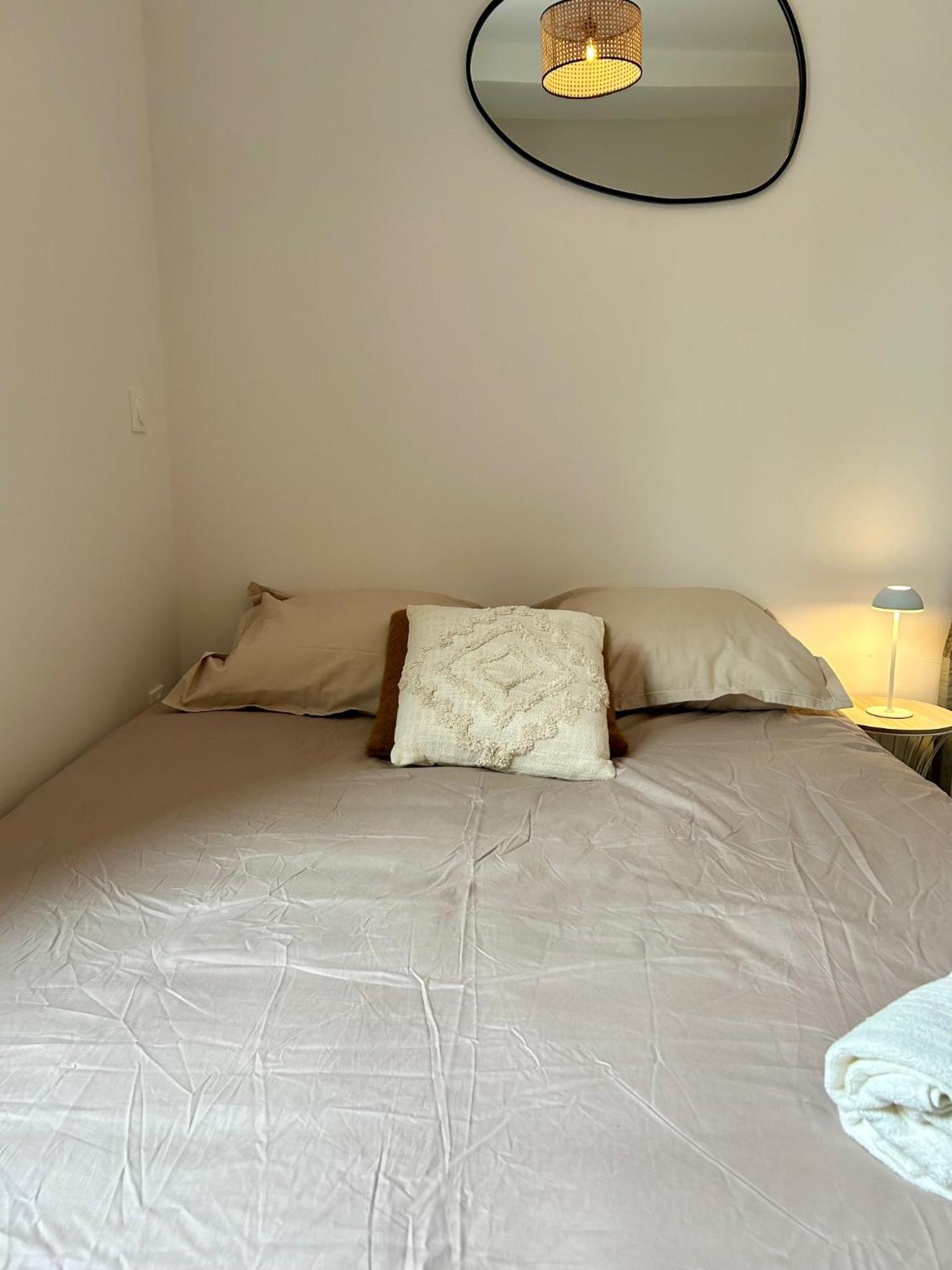 L'intime Saint Pierre - Paisible - Centre Appartement *